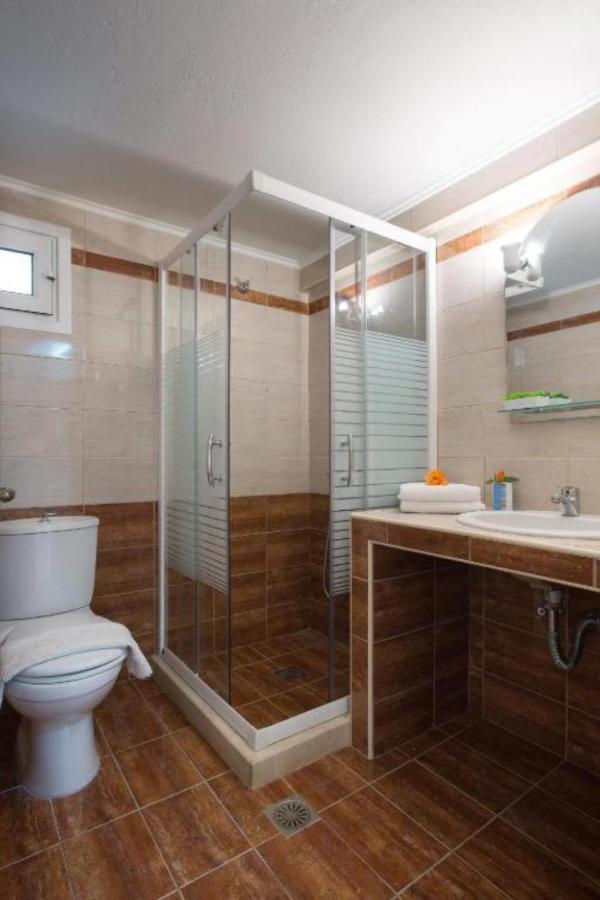 Georgia'S Apartments, Ipsos Corfu Extérieur photo