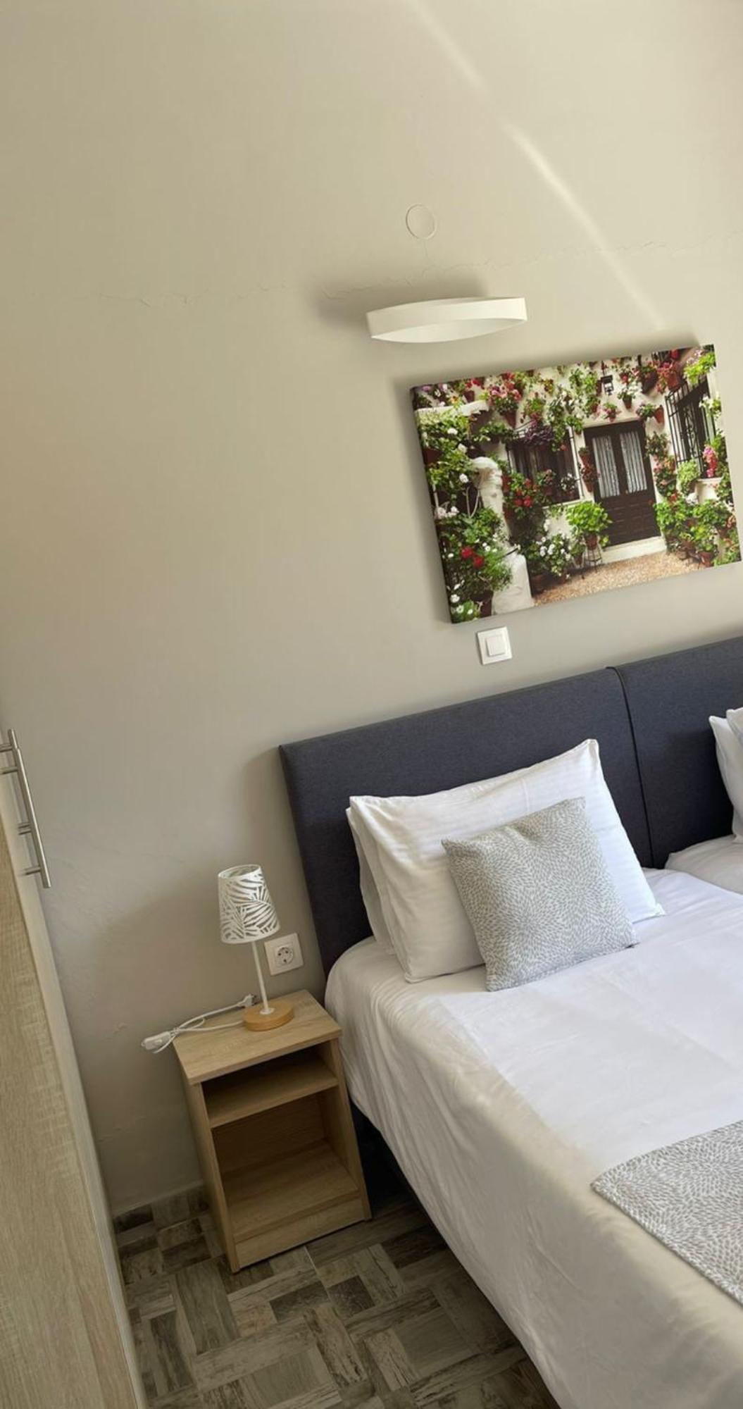 Georgia'S Apartments, Ipsos Corfu Extérieur photo