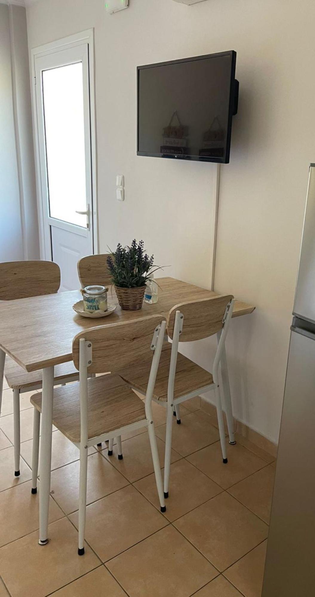Georgia'S Apartments, Ipsos Corfu Extérieur photo