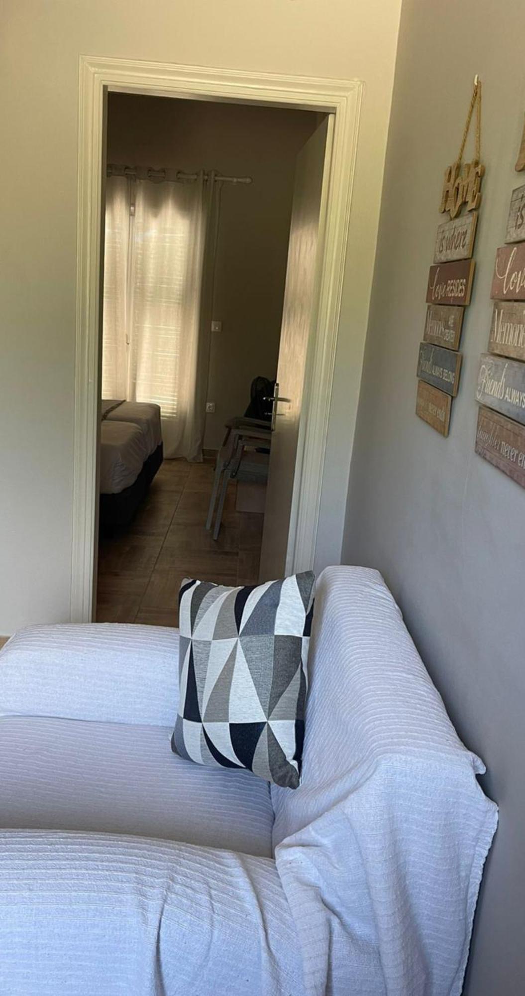 Georgia'S Apartments, Ipsos Corfu Extérieur photo