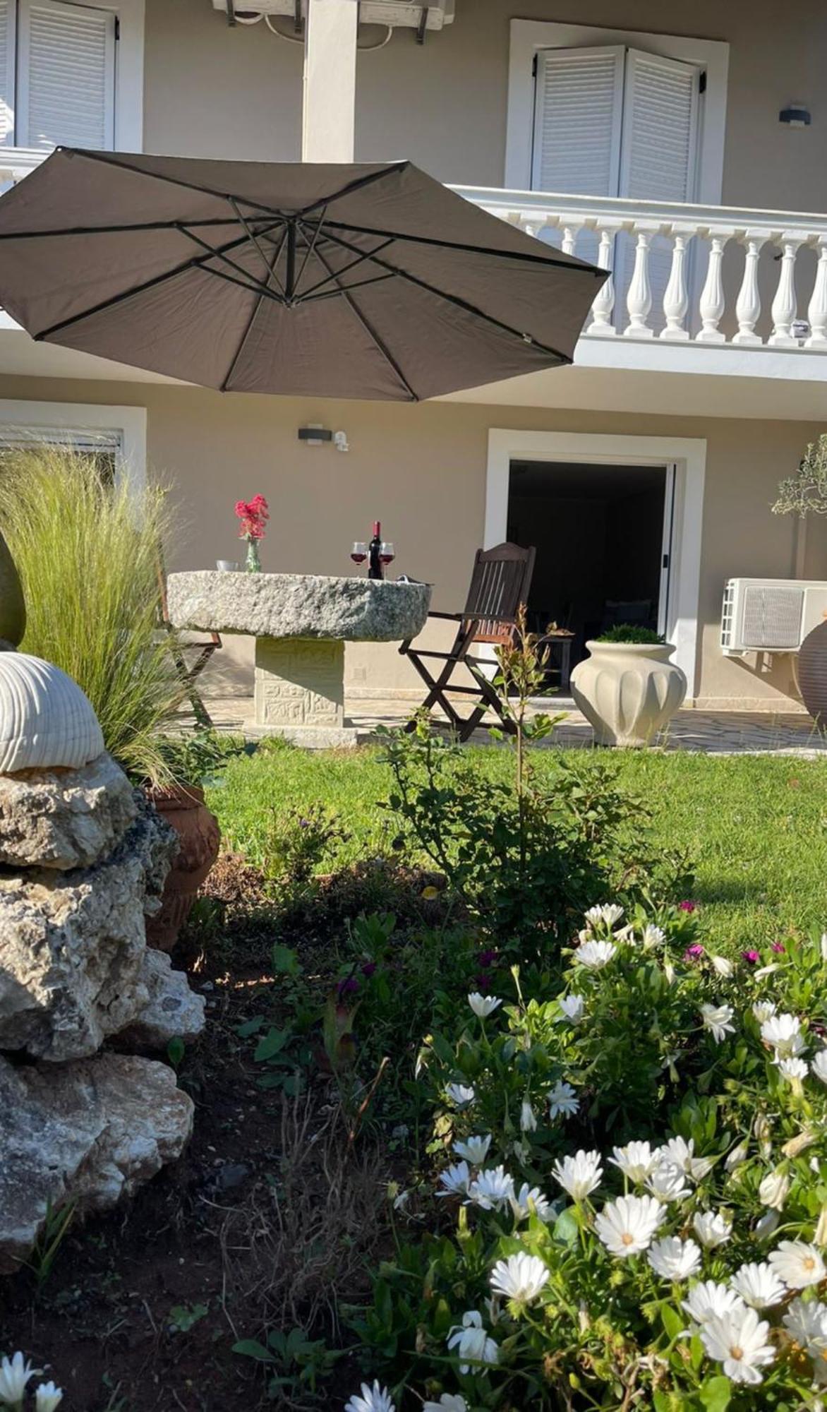Georgia'S Apartments, Ipsos Corfu Extérieur photo